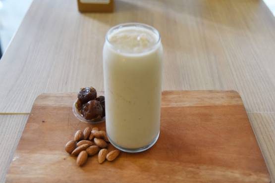 Date Almond Shake